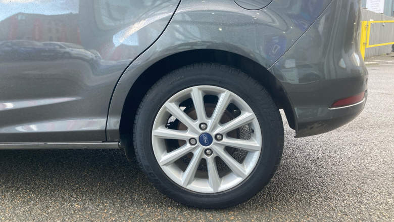 Ford B-MAX 1.6 Titanium 5dr Powershift Petrol Hatchback